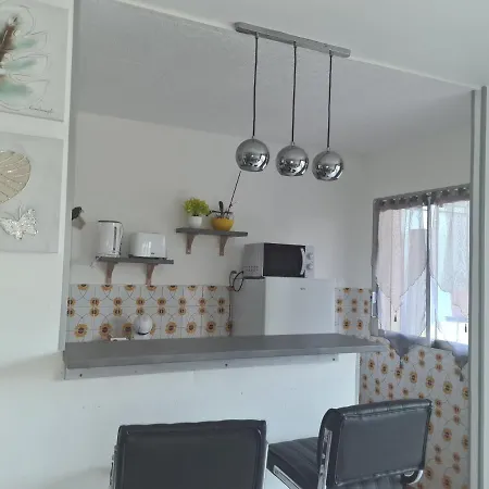 Apartment A 50 Metres De La Plage Et De La Promenade Des Anglais Nice